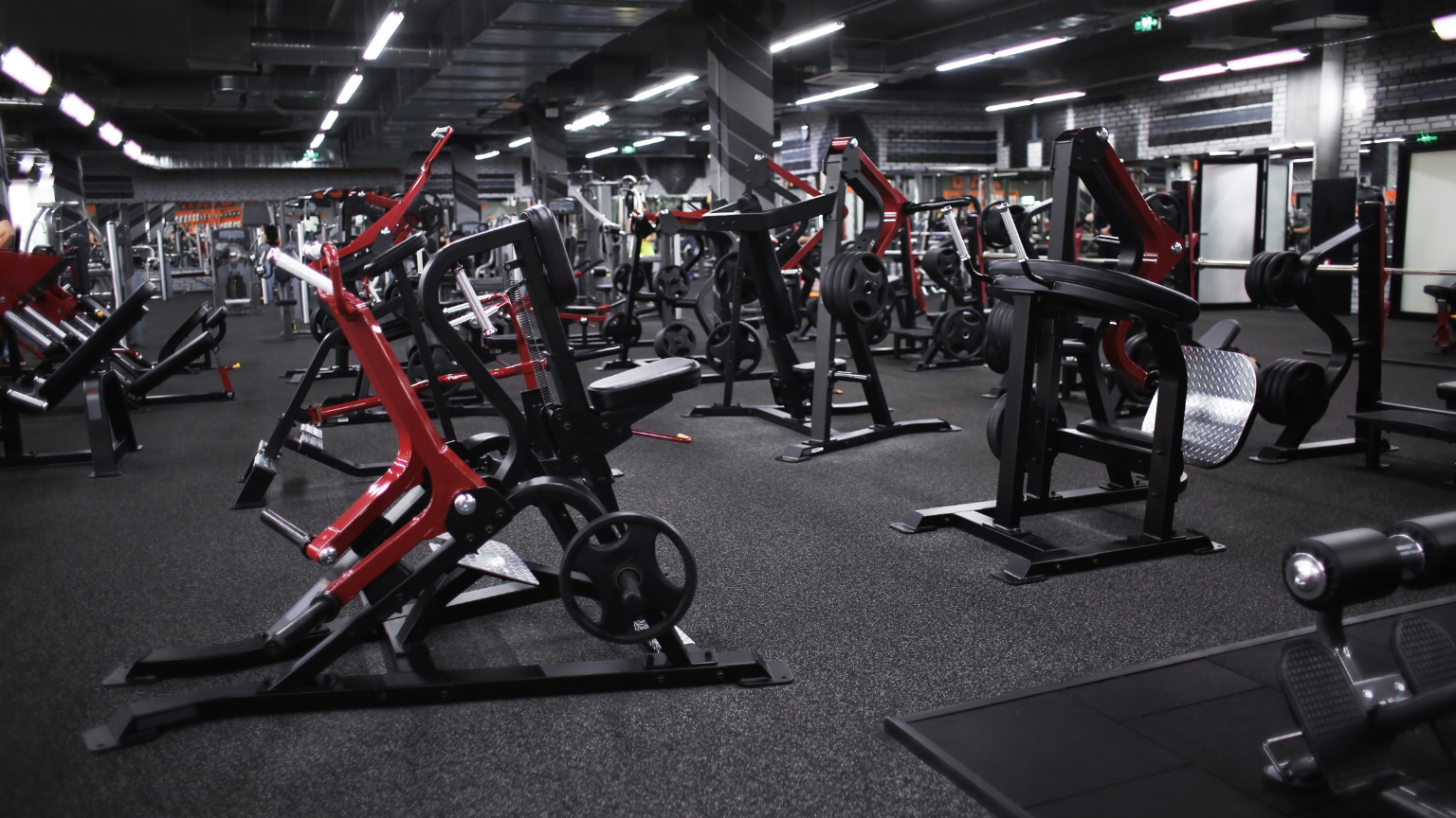 Hotel Gym Setup in Dubai